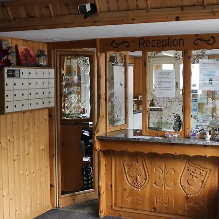 Holiday Touring * Saas-Grund